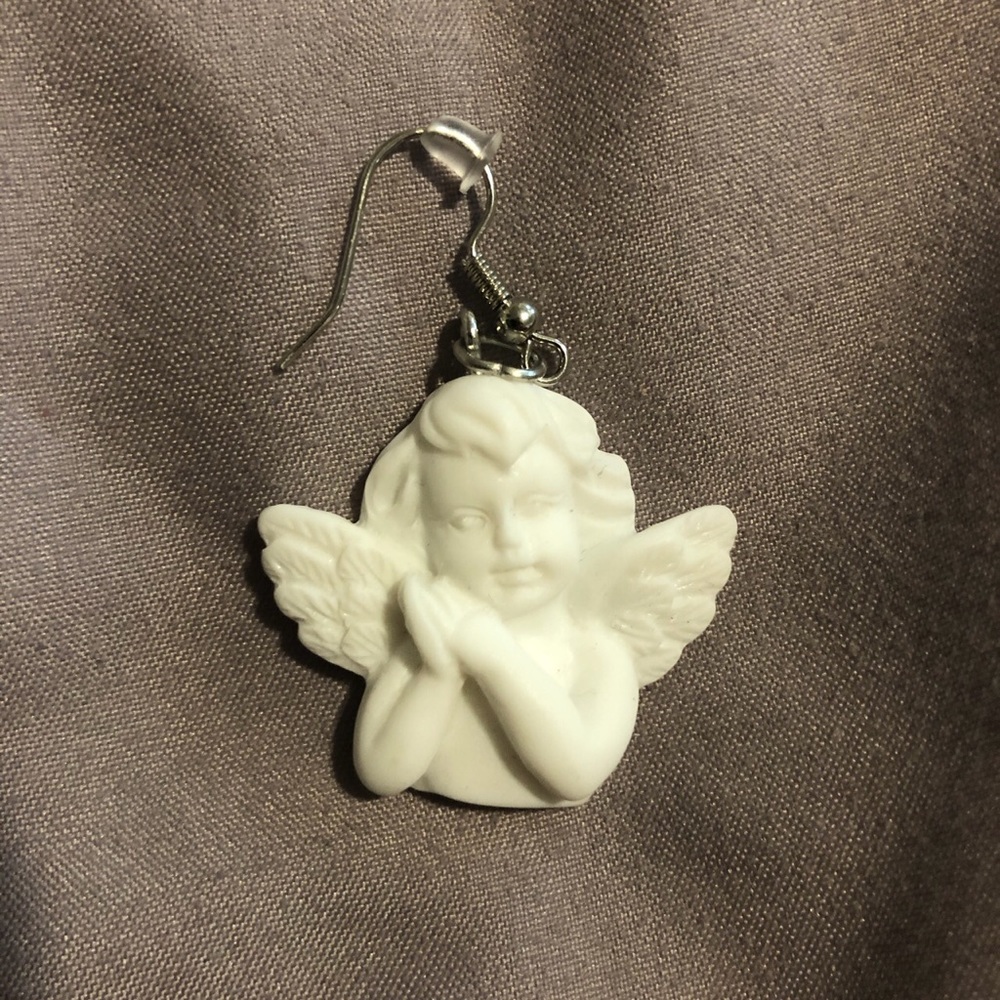Angel Earring - Picture 2 of 2